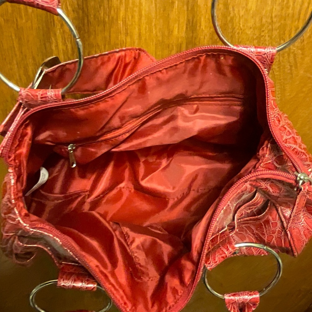 Maurices - purse - Magenta - like new - Picture 3 of 4